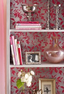 wallpapered-bookcase-bhg