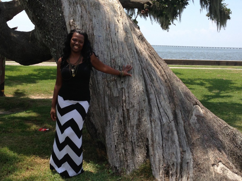 Here I am by Lake Pontchartrain, posing next to one of the really old oak trees, that clearly sustained damages from hurricane Katrina