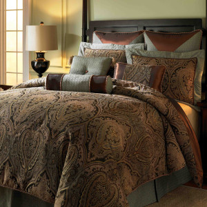 Canovia Springs Comforter Set