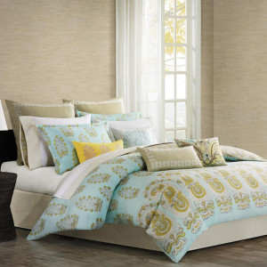 Paros Comforter Set