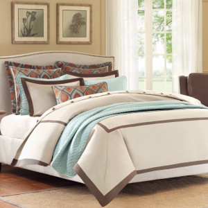 Plume Comforter Set