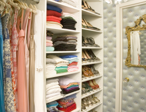 luxurious-white-dream-closet-with-mirror-in-the-door